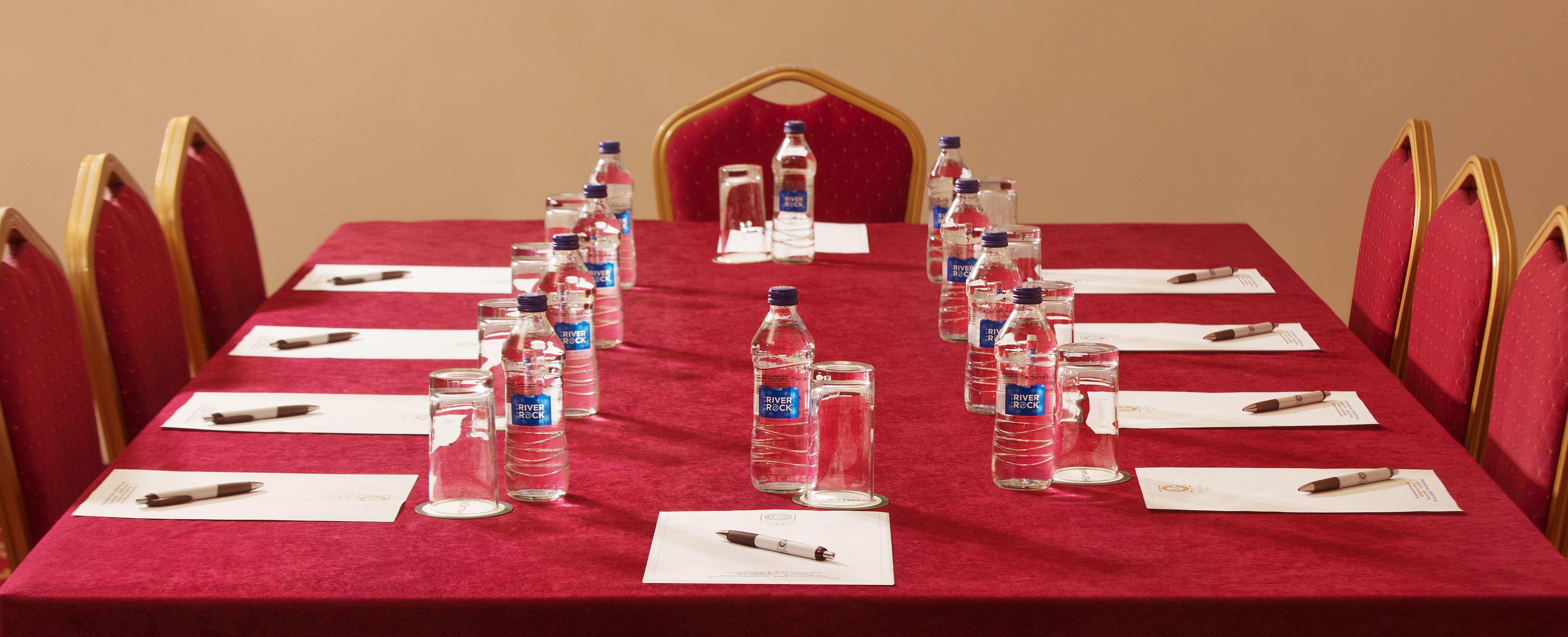The Royal Hotel & Leisure Centre Bray Ngoại thất bức ảnh